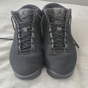Jordan Horizon Low 'Black' – Mens Size 8.5 – Mesh Upper, Sleek Minimalist Design